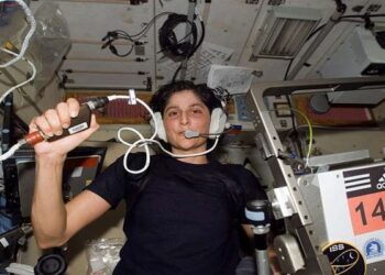 सुनीता विलियम्स अंतरिक्ष यात्रा