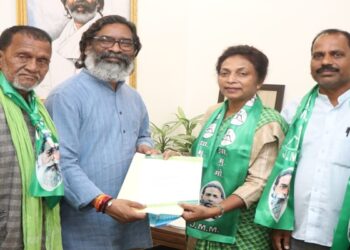 भाजपा छोड़ JMM में आई लुईस मरांडी को जामा से टिकट