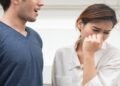 Oral Health Warning Signs: मसूड़ों से खून आना या मुंह से बदबू को न करें नजरअंदाज, ये हो सकते हैं गंभीर बीमारियों के शुरुआती संकेत